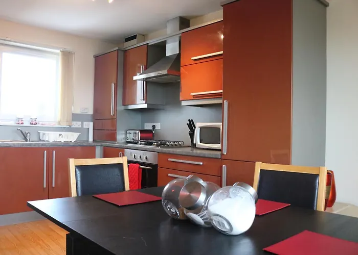 Modern One Bed Apartment *