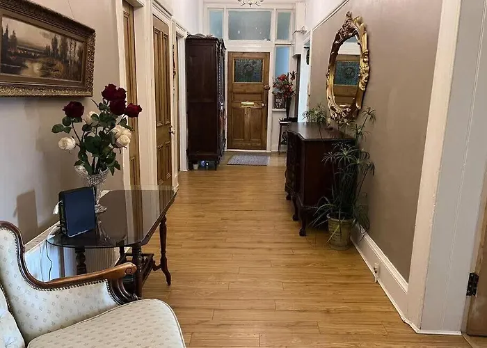 Wonderful 3 Bed West End Flat * Glasgow