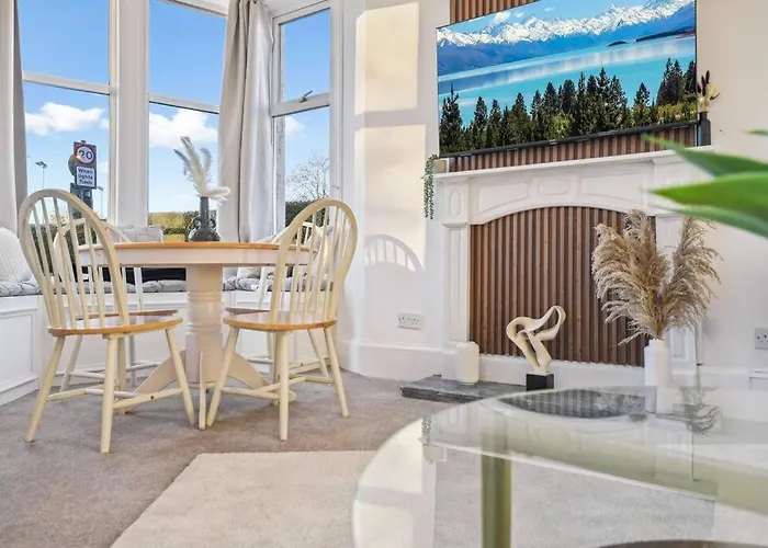 Large Terraced With Parking Casa vacanze *