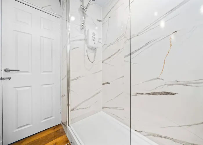 Stylish Central Glasgow Flat Near Merchant City *