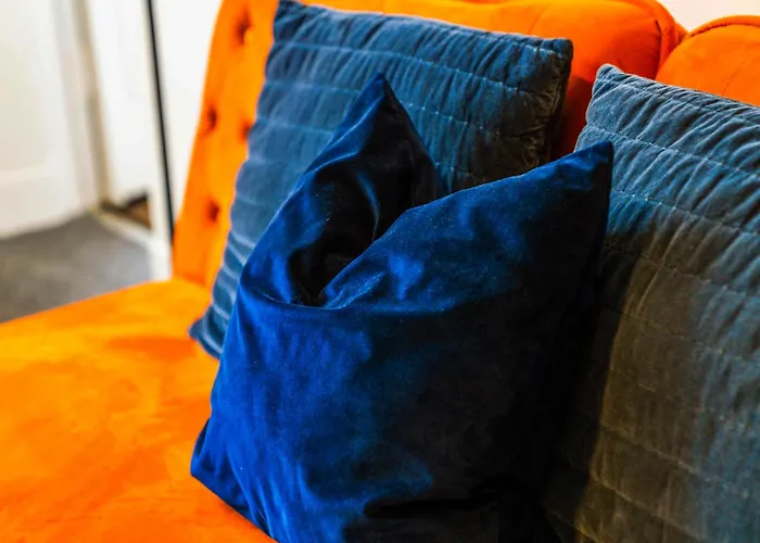 Stylish Central Glasgow Flat Near Merchant City *