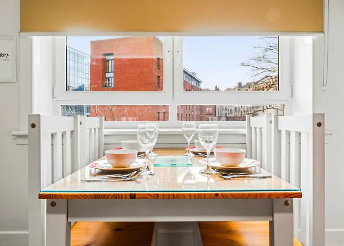 Stylish Central Glasgow Flat Near Merchant City *