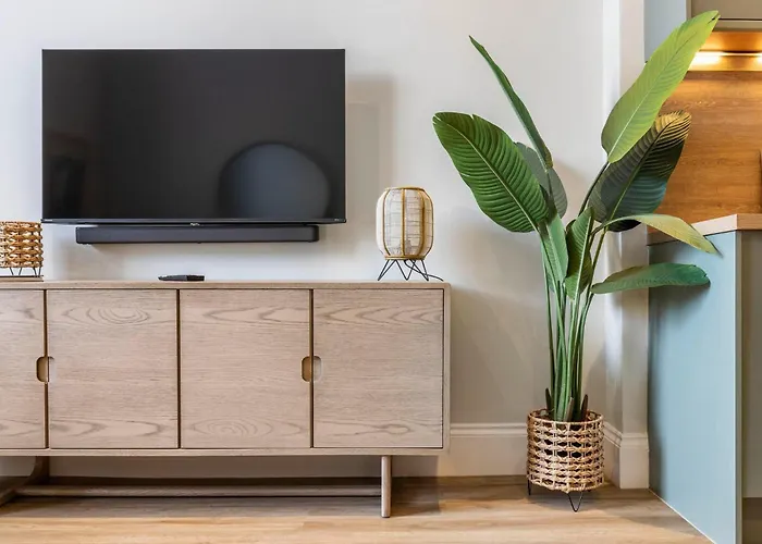 Apartamento Cairn Introduces Arlington - Exclusive Centre Luxury