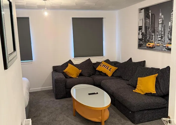 Apartment 2-bed By *