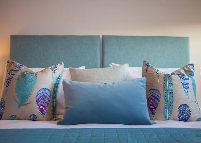 Apartman Stylish 2-bed Near