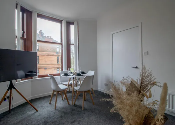 Pass The Keys In South * גלאזגו