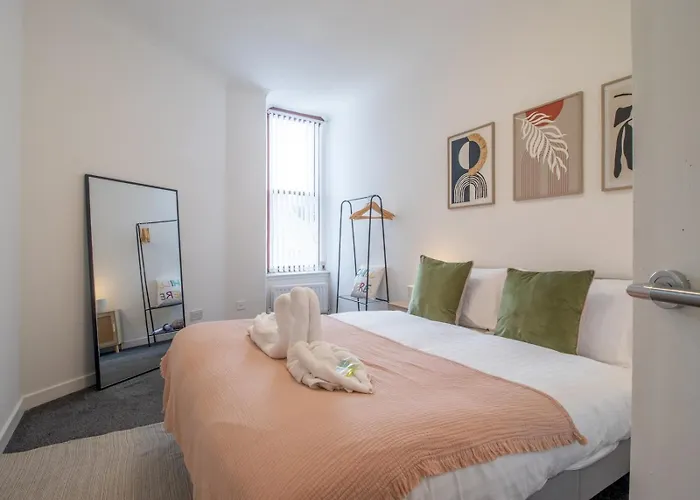 Pass The Keys In South * Glasgow