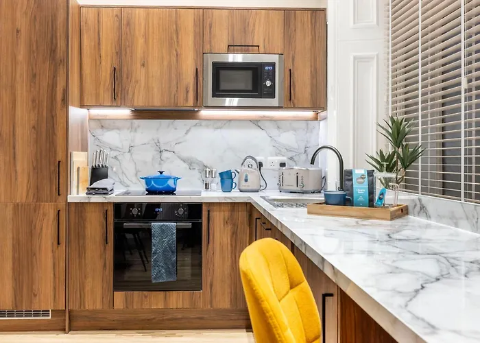 Cairn Introduces Arlington - Exclusive Centre Luxury Διαμέρισμα *