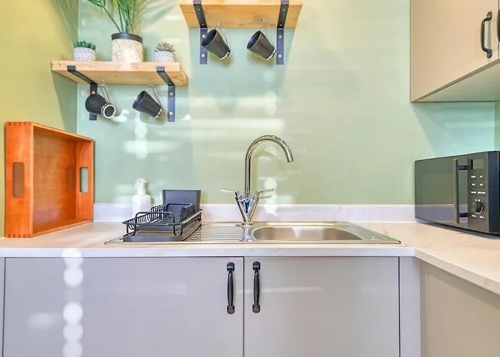 Διαμέρισμα 3-bed Flat Free Parking 10 Mins To Centre *