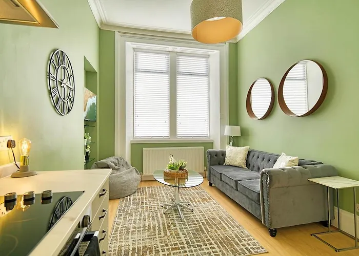 Διαμέρισμα 3-bed Flat Free Parking 10 Mins To Centre