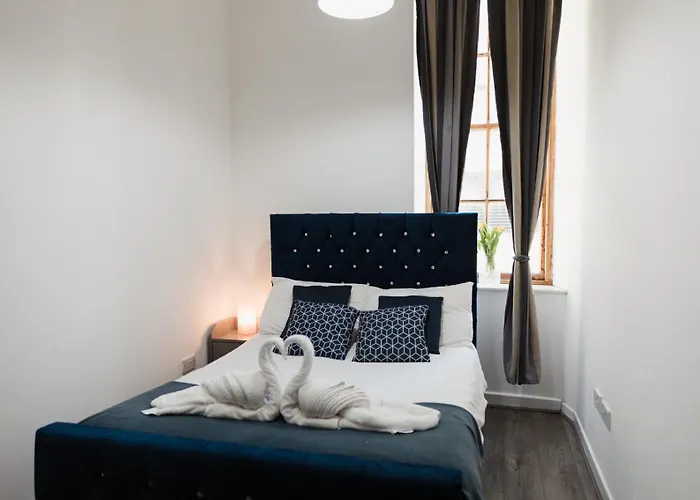 アパート Westend Secc & Hydro - Two Bed By Living Scotland *