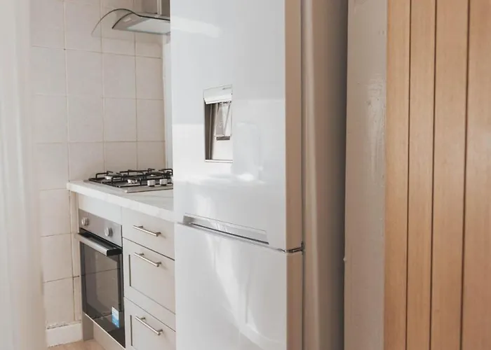 Stylish 3br Near Hampden No 264 With Free Parking * 格拉斯哥