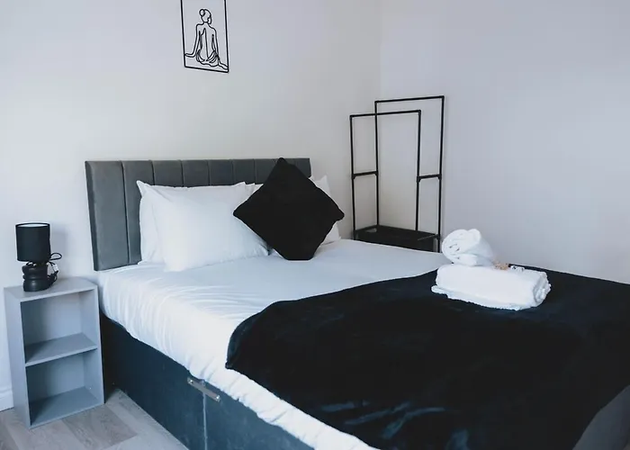 Stylish 3br Near Hampden No 29 With Free Parking Appartement