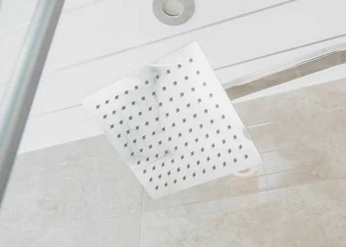 Stylish 3br Near Hampden No 29 With Free Parking شقة غلاسغو