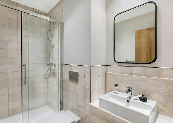 아파트호텔 Vcity Suites At The Teacher 4*