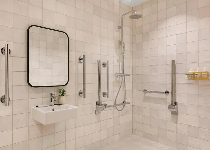 Vcity Suites At The Teacher מלון דירות 3*