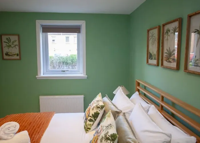 Newly Renovated House In Popular Location