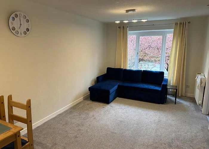 Cosy Two Bedroom Flat Glasgow