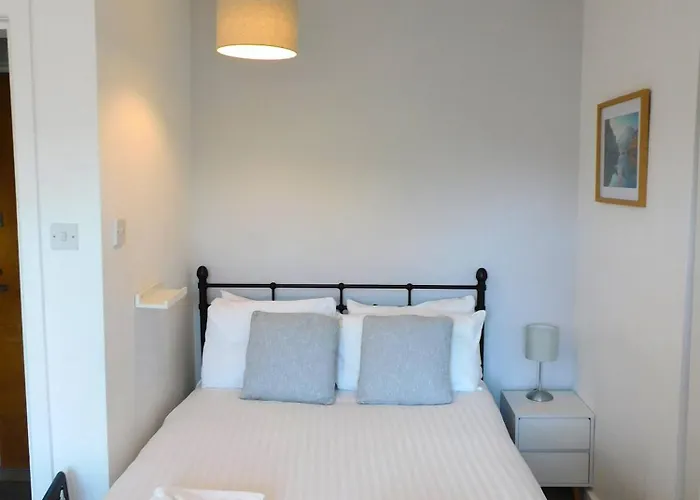 Modern Bright In South *