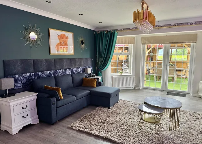 Finn Village Raspberry Private Garden, 6-seater Hot Tub, Firepit&pizza Stove Casa vacanze *