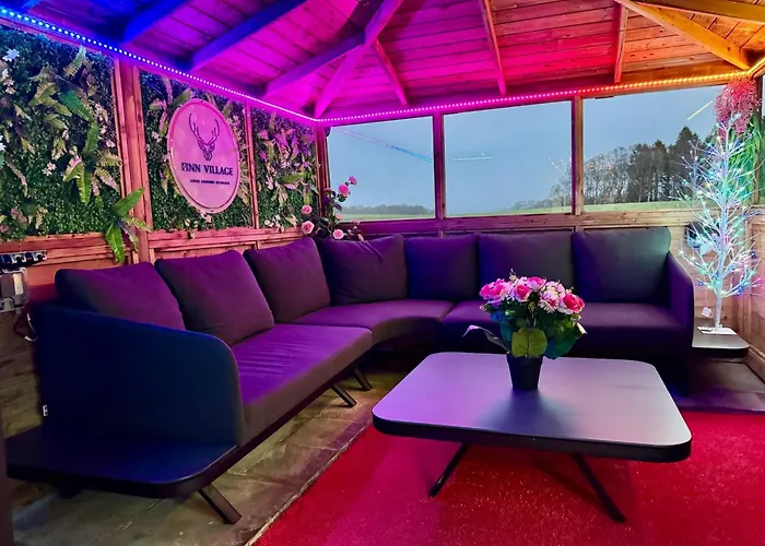 Finn Village Raspberry Private Garden, 6-seater Hot Tub, Firepit&pizza Stove Casa vacanze