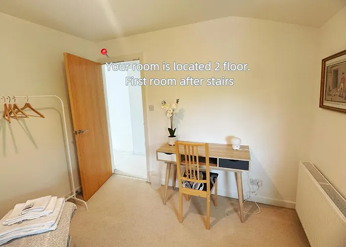 23 Lochburn Gardens - Carz * Glasgow