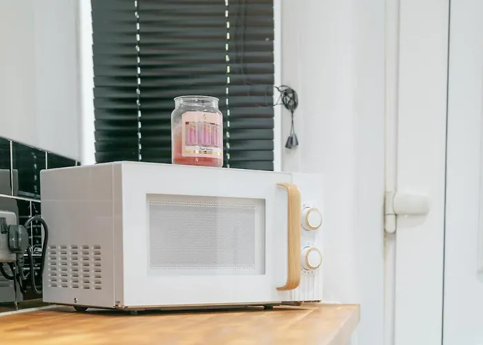 Clydebank 2 Bedroom Glasgow