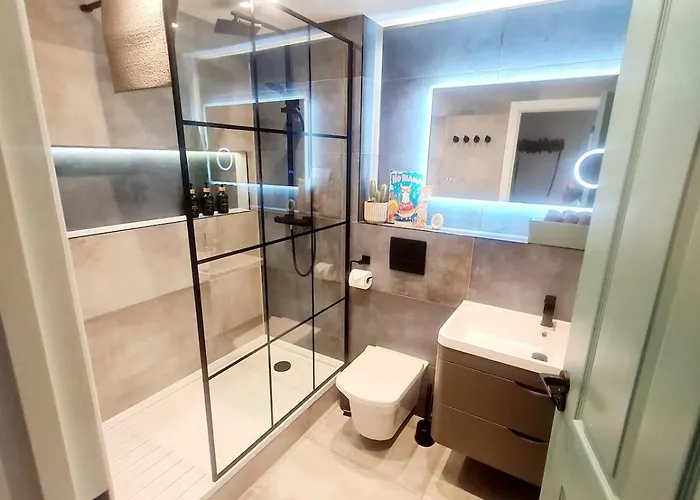 Modern - Free Parking * Γλασκώβη