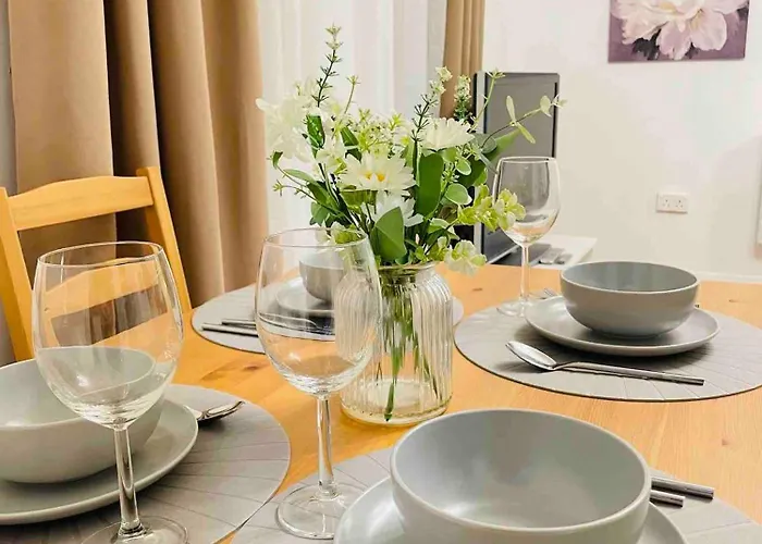 Apartament Lovely 1-bedroom In Near Subway Glasgow