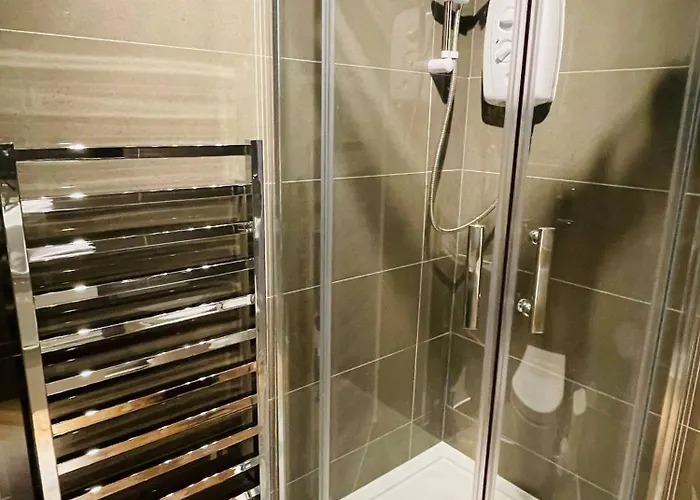 Lovely 1-bedroom In Near Subway * Glasgow