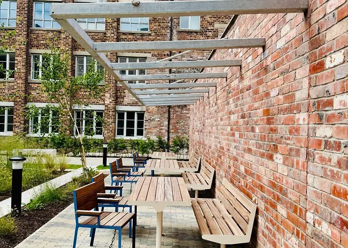 Appartamento Modern Flat In Free Parking & Wifi