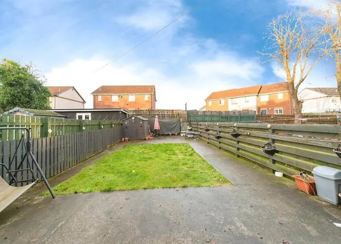 Luxury House In * Glasgow