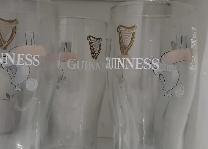 Cosy And Bright 3-bedroom Flat * Glasgow