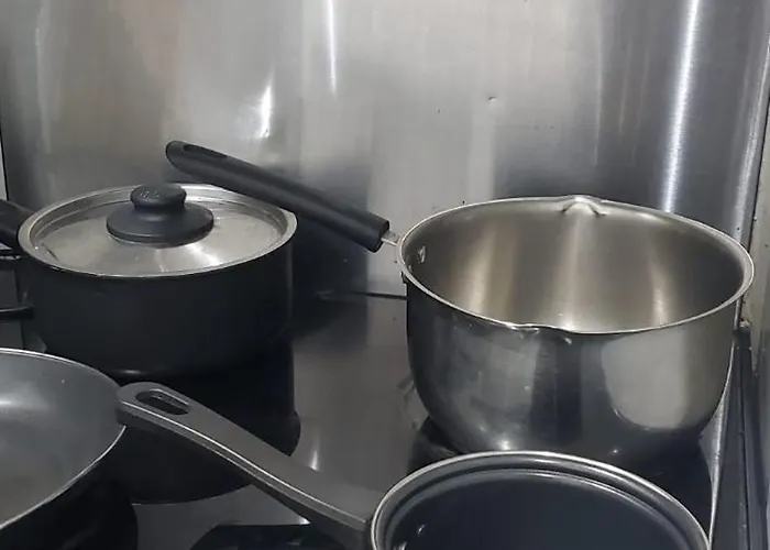 Cosy And Bright 3-bedroom Flat *