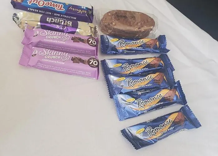 Cosy And Bright 3-bedroom Flat *