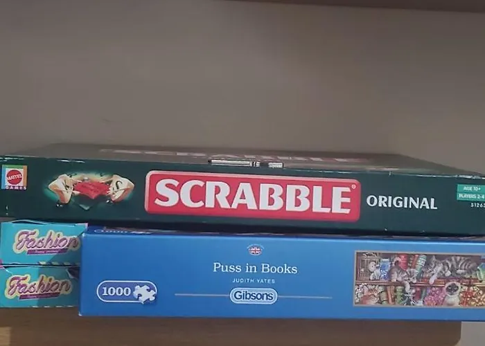 Cosy And Bright 3-bedroom Flat Γλασκώβη