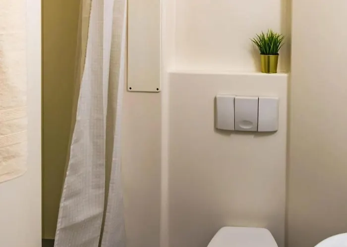 Apartment For Students Only Buchanan View In Glasgow