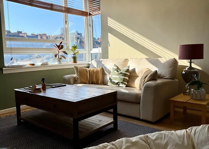 Apartment Two Bedroom Maisonette In The Heart Of The West End Glasgow