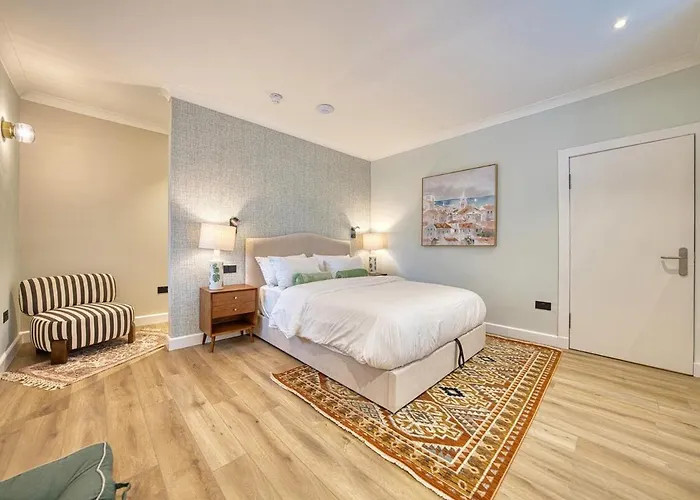 Oasis Craigpark * グラスゴー