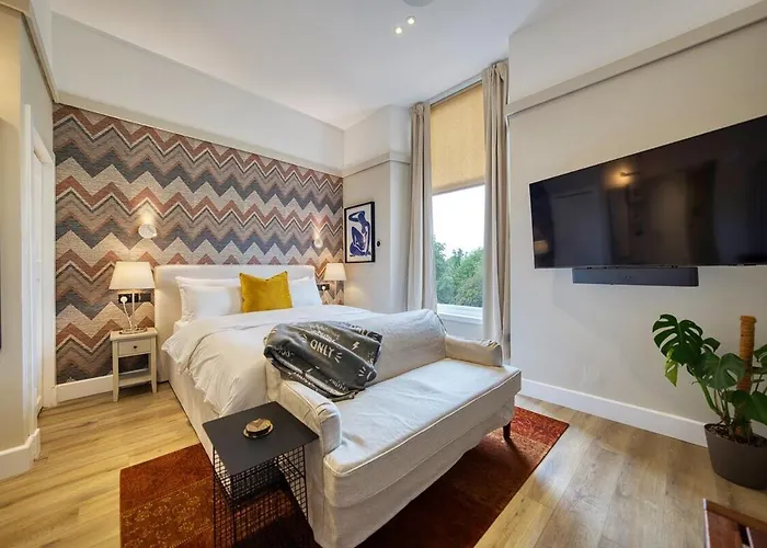 Oasis Craigpark * Glasgow