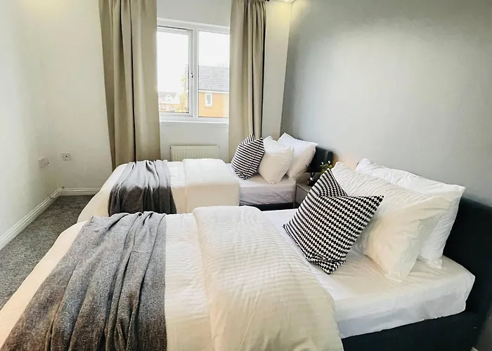 度假居 Elegant 3br House In *