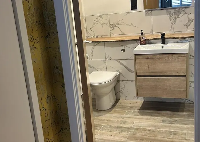 Harbour Clyde Waterfront *