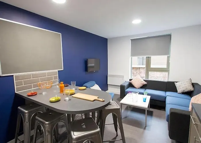 For Students Only - Foundry Courtyard In Appartement *