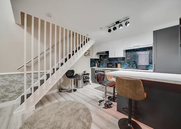 Appartamento Luxurious Royal 2br Apartment, Centre *