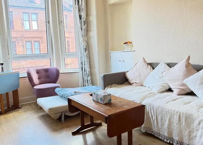 One Bedroom Flat Close To Centre And Amenities グラスゴー