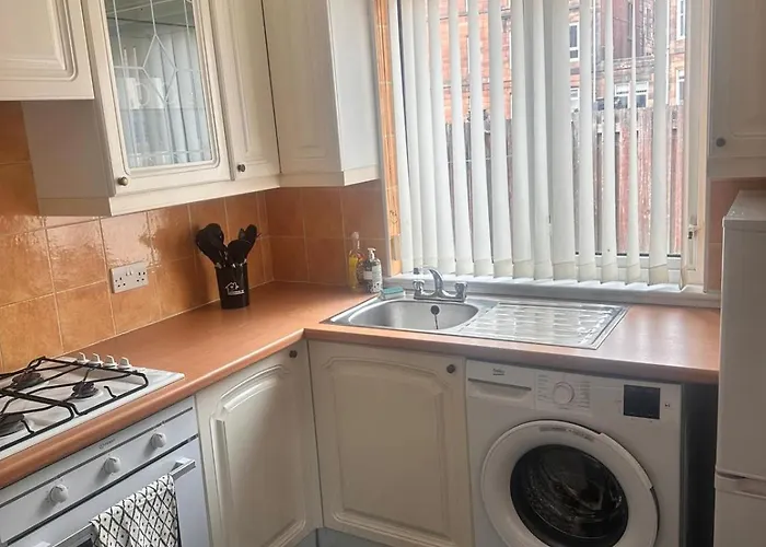 アパート 3br Flat Sleeps 6 West End Sights Driveway *