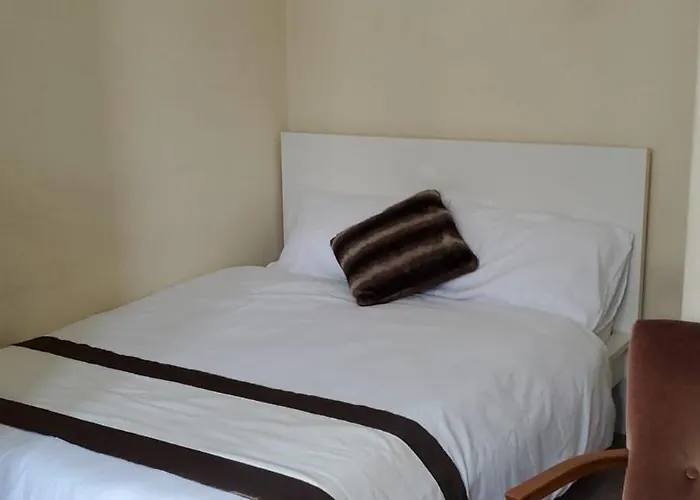 Apartment Cosy And Bright 3-bedroom Flat *