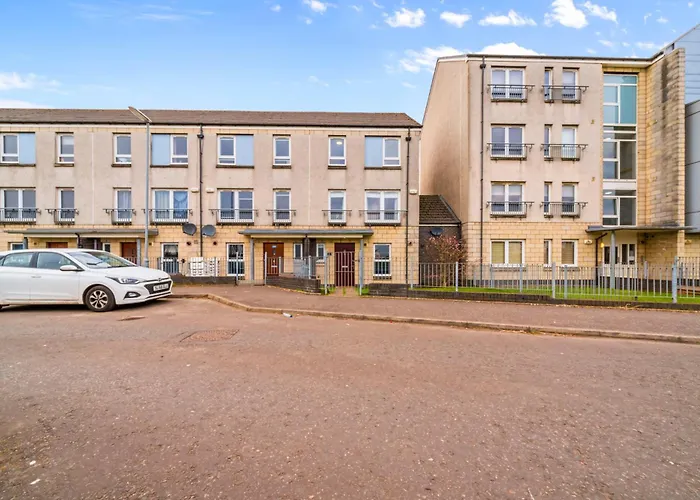 Ferienhaus Modern 5 Bedroom Townhouse With Free Parking Glasgow