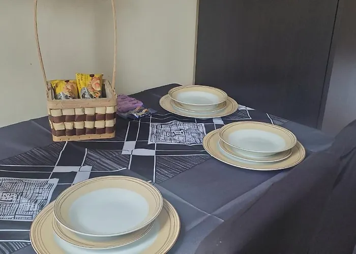 Cosy And Bright 3-bedroom Flat *