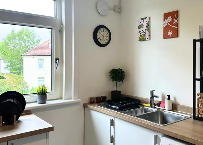 New Quite And Comfy Apartament